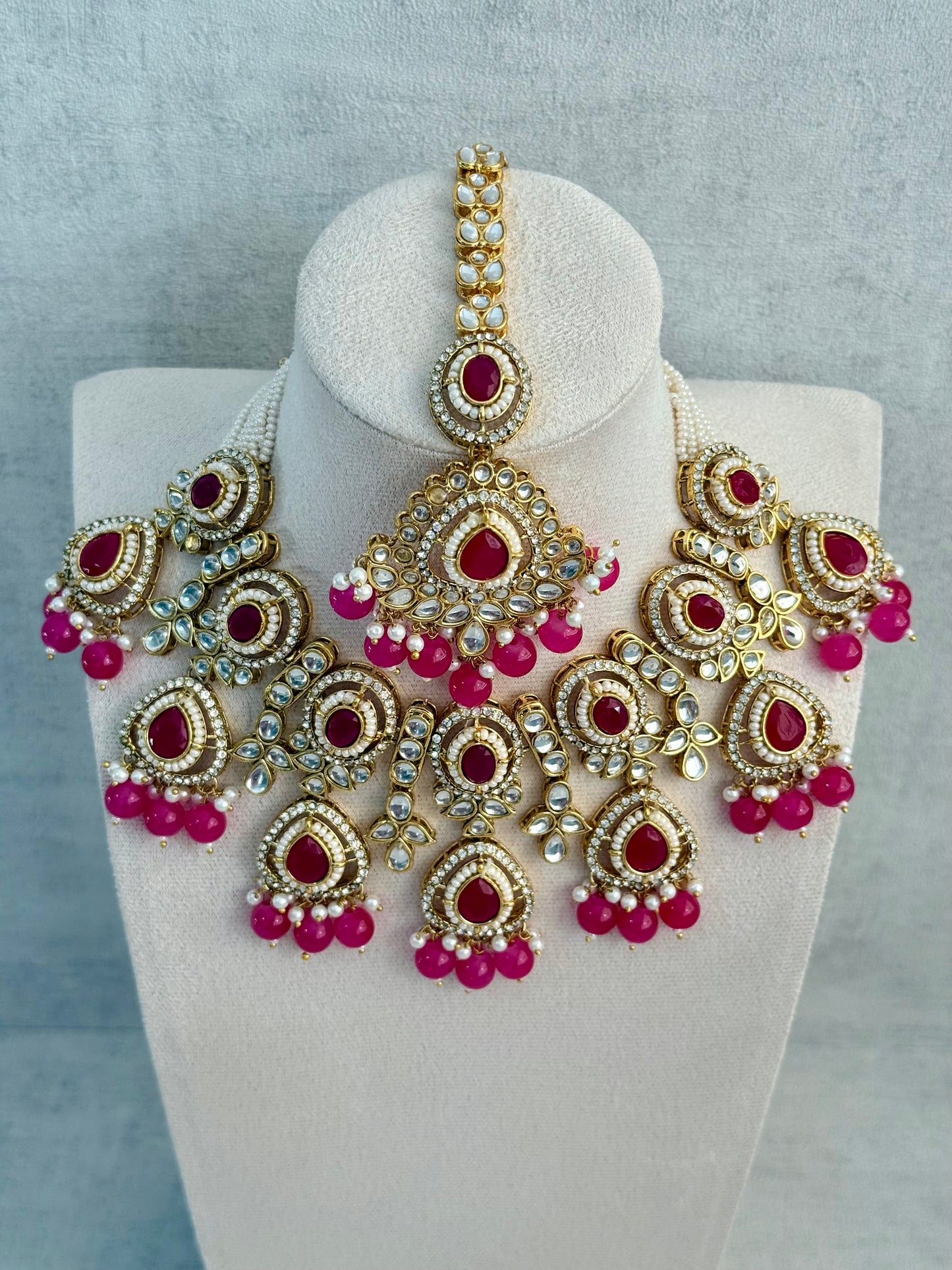 Ayura Designs Janvi Set with Necklace, Earrings & Tikka – Kundan Detailing, Hot Pink Beads & Ivory Pearl Drops