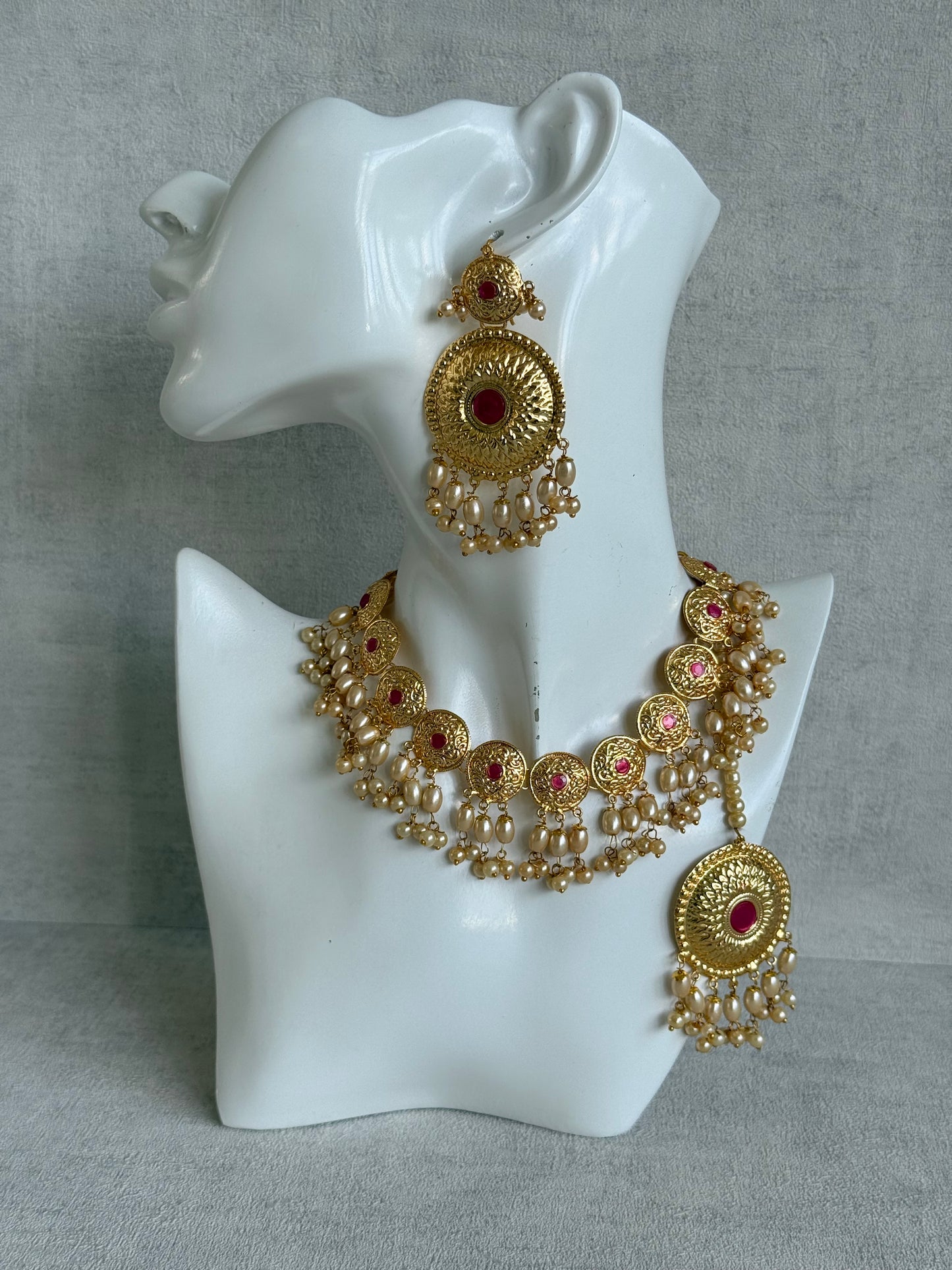 Ayura Designs Jyoti Set with Earrings & Tikka – Gold Disc Necklace with Ruby Pink & Pearl Detailing