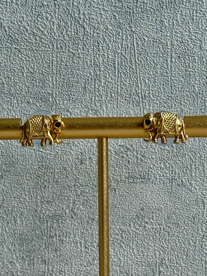 Ayura Designs Veda Set – Antique Gold Necklace & Stud Earrings with Elephant Motifs and Pink Stone Detailing