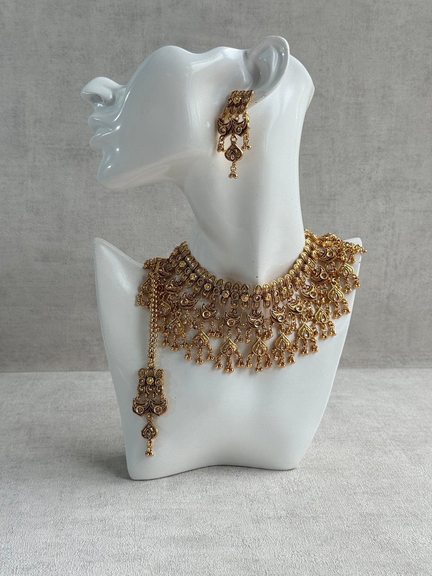 Ayura Designs Sifat Bridal Set with Earrings & Tikka – Antique Gold Kundan Waterfall Design with Paisley & Ghungroo Drops