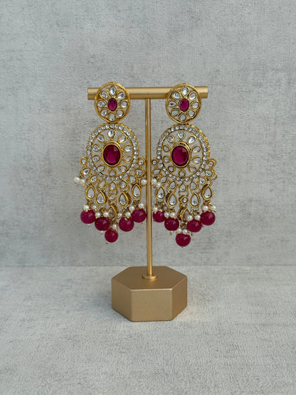 Ayura Designs Zara Set with Necklace, Earrings, Tikka & Passa – Antique Gold with Kundan Detailing & Rani Pink Beads