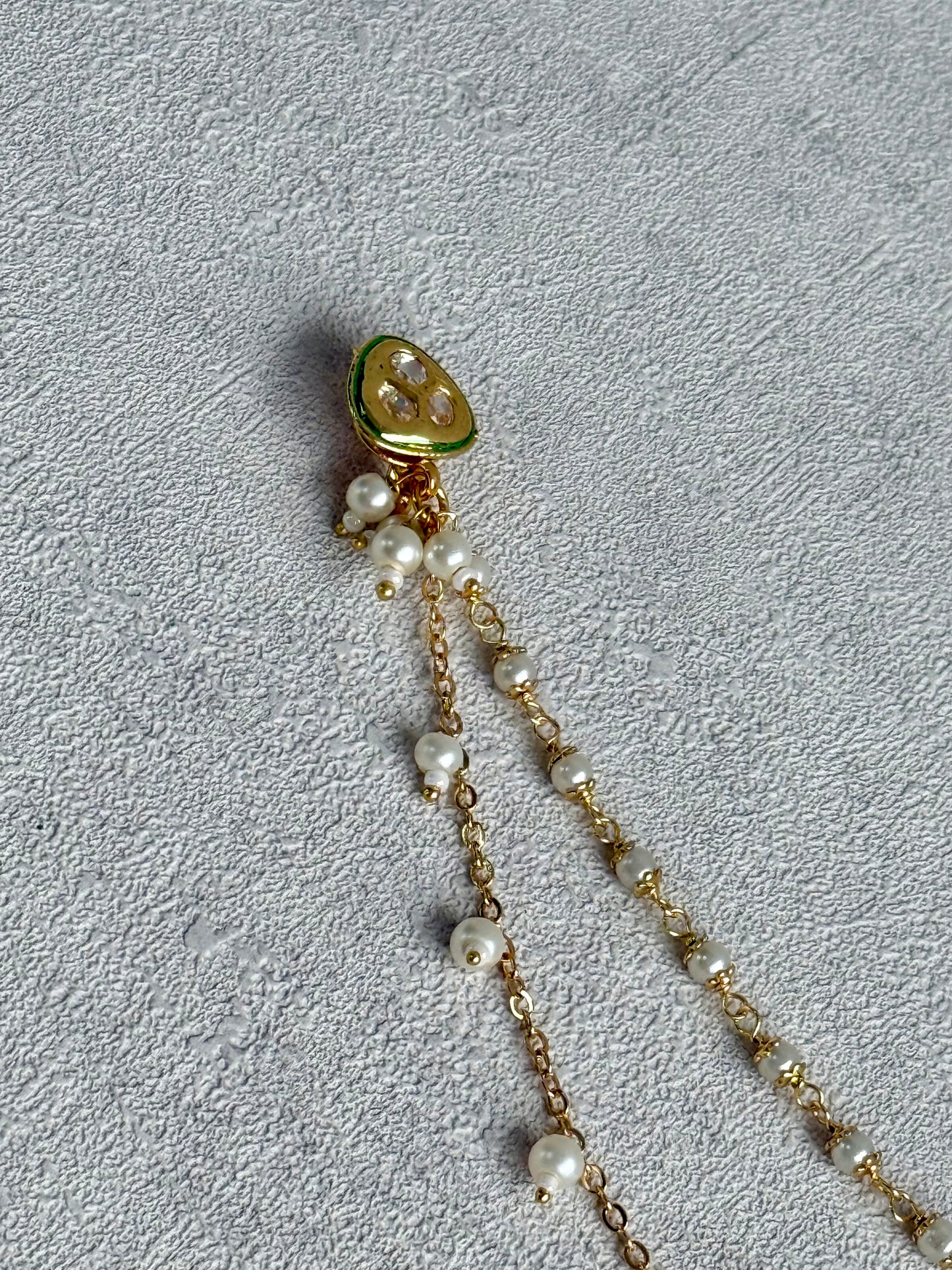 Ayura Designs Fakira Nose Ring – Kundan-Style Detailing with Pearl Chain