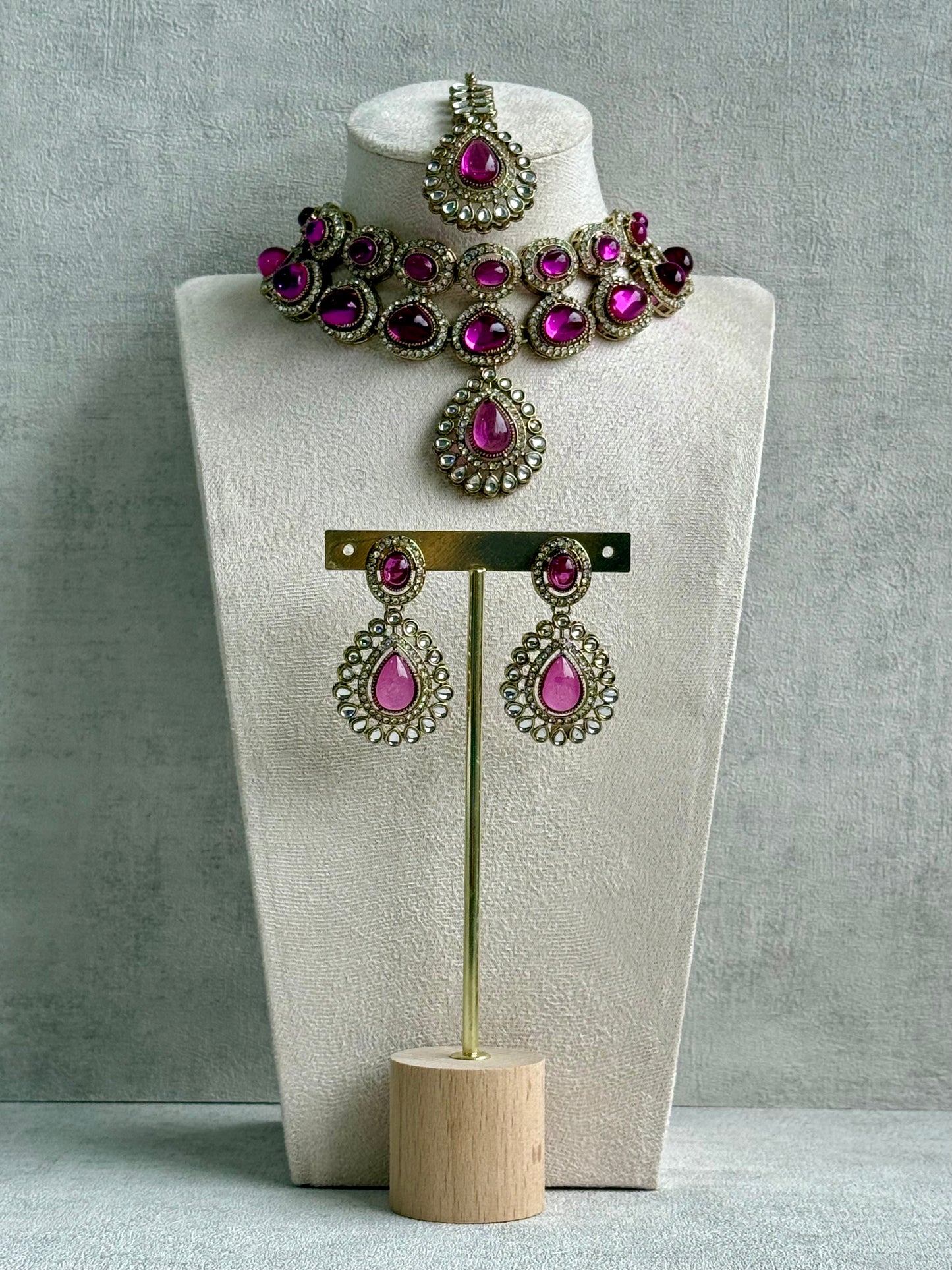 Ayura Designs Tamara Set with Necklace, Earrings & Tikka – Fuchsia Stones, Kundan Borders & Antique Gold Finish