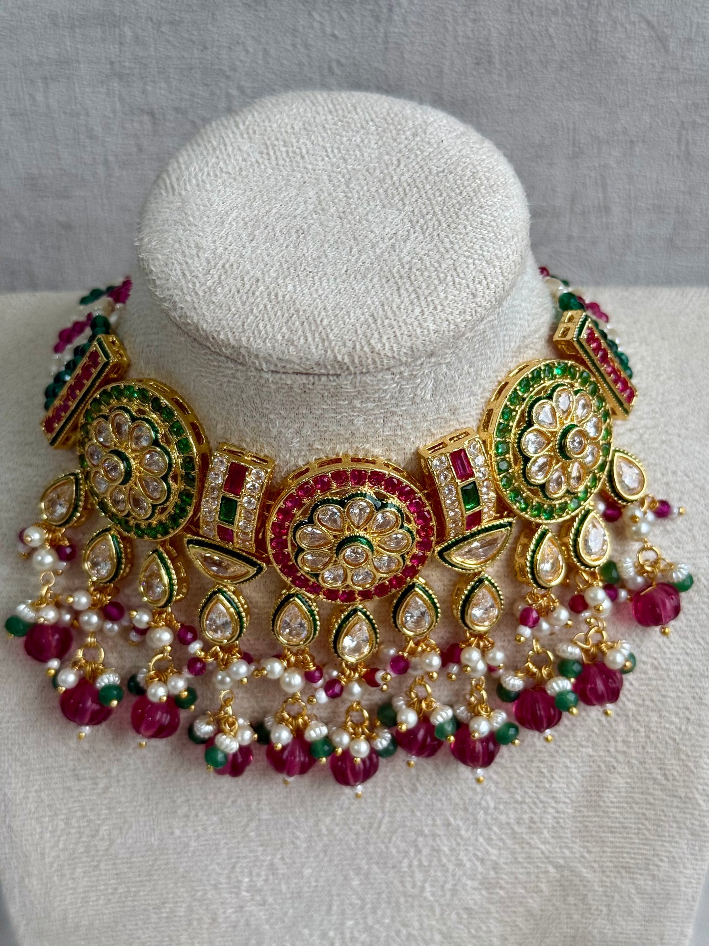 Ayura Designs Yasvi Set – Necklace & Earrings with Mirror-Cut Stones, Fuchsia Pink, Emerald Green & Pearl Detailing