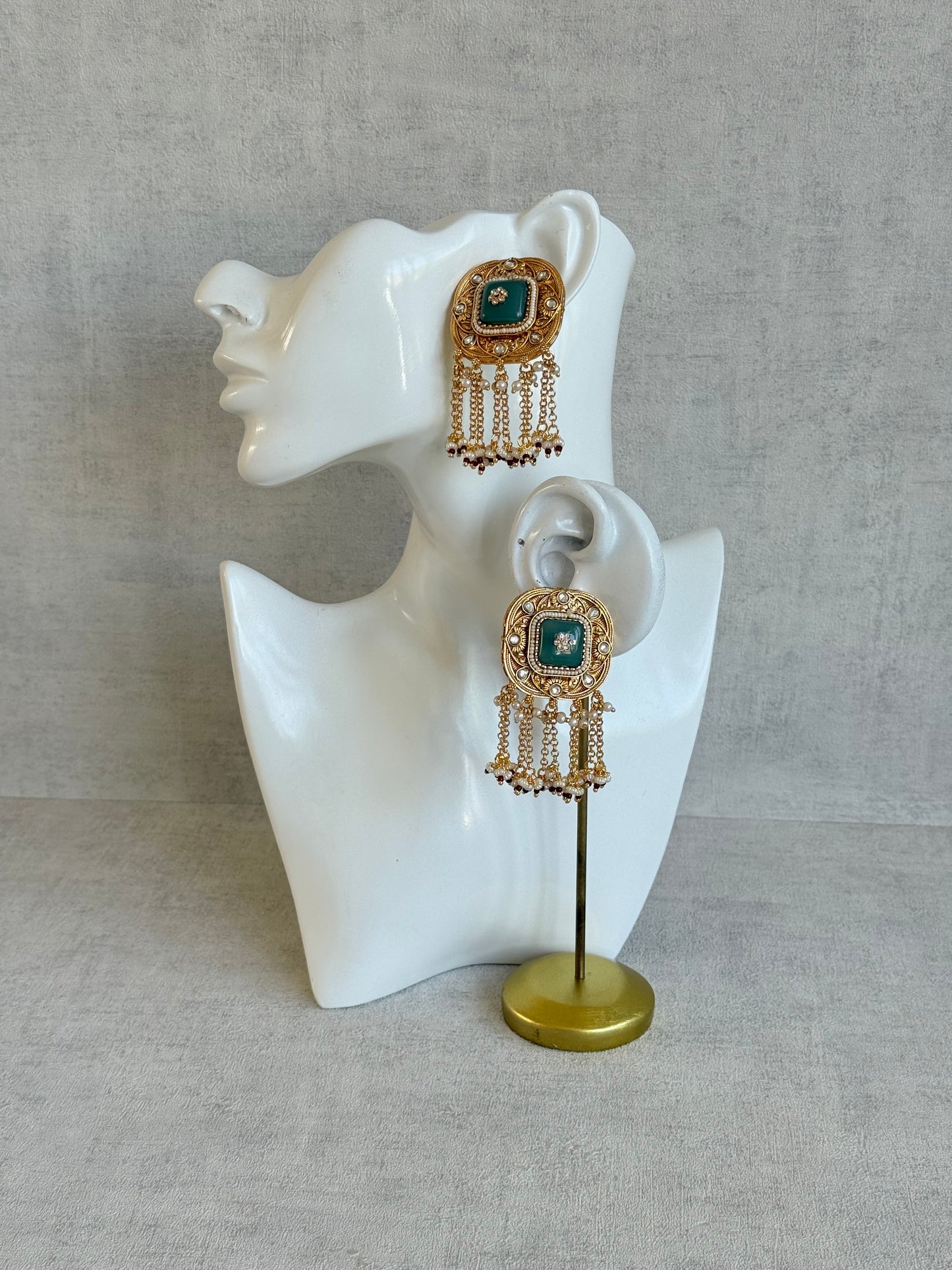 Ayura Designs Gunjal Earrings – Sage Green Chain Drop Studs with Kundan & Bead Detailing