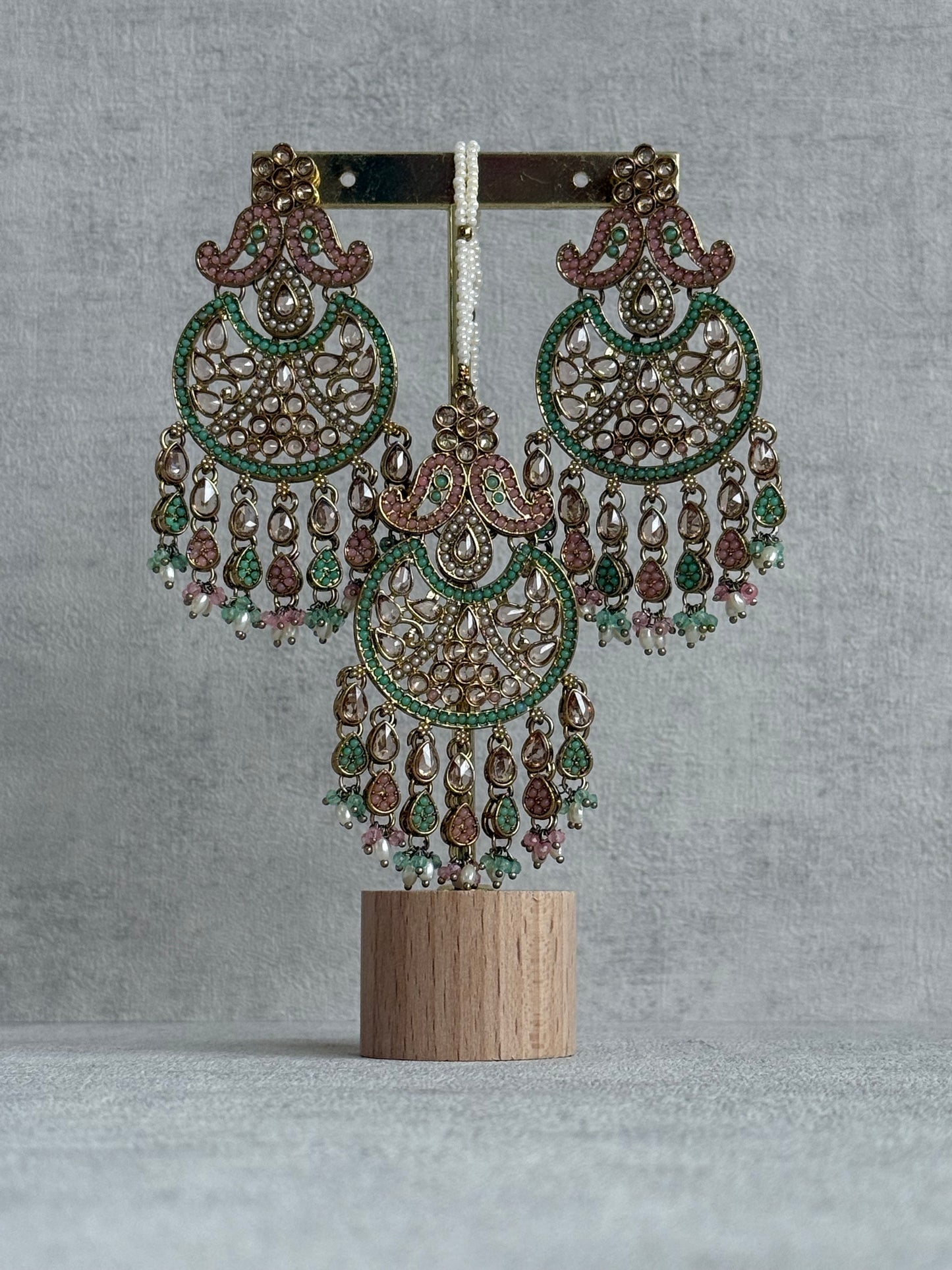 Ayura Designs Anvi Tikka Set with Earrings – Blush Pink & Mint Green with Champagne Stones & Pearl Drops