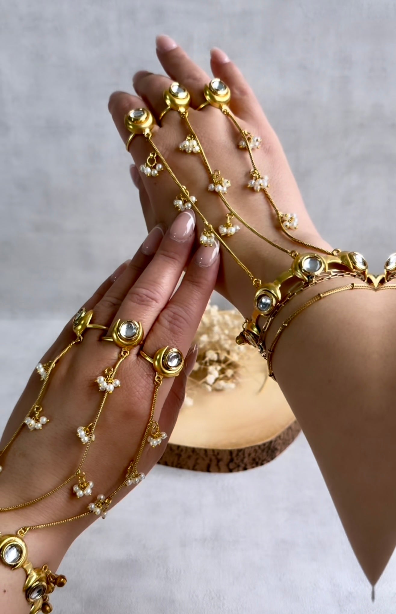 Ayura Designs Chand Haathphool – Antique Gold Hand Harness with Kundan-Style Mirror-Cut Stones & Pearl Detailing