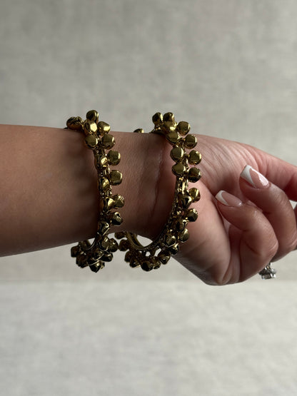 Ayura Designs Sheen Chudiya/Bangles – Set of 4 Gold Bangles with Ghungroo Detailing