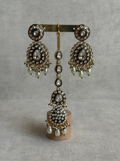 Ayura Designs Ayesha Bridal Set with Necklace, Earrings, Tikka & Passa – Emerald Green Enamel, Mirror-Cut Stones, Pearls & Antique Gold Kundan Detailing