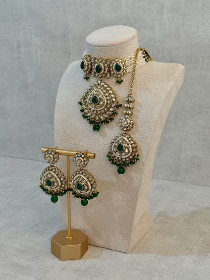 Ayura Designs Tehreem Set with Necklace, Earrings & Tikka – Mirror-Cut Stones, Emerald Green Beads & Antique Gold Finish