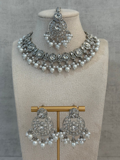 Ayura Designs Zimal Set – Mirror-Cut Stones with Ivory Pearls & Antique Silver Finish