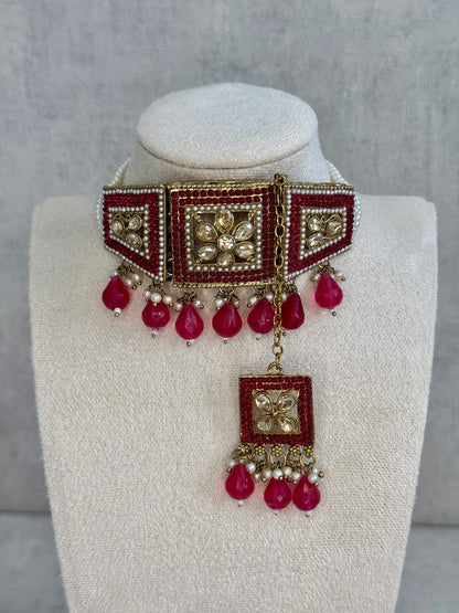 Ayura Designs Rehmat Set – Pearl & Pink Choker with Matching Earrings & Tikka, Adorned with Kundan and Pink Teardrop Beads