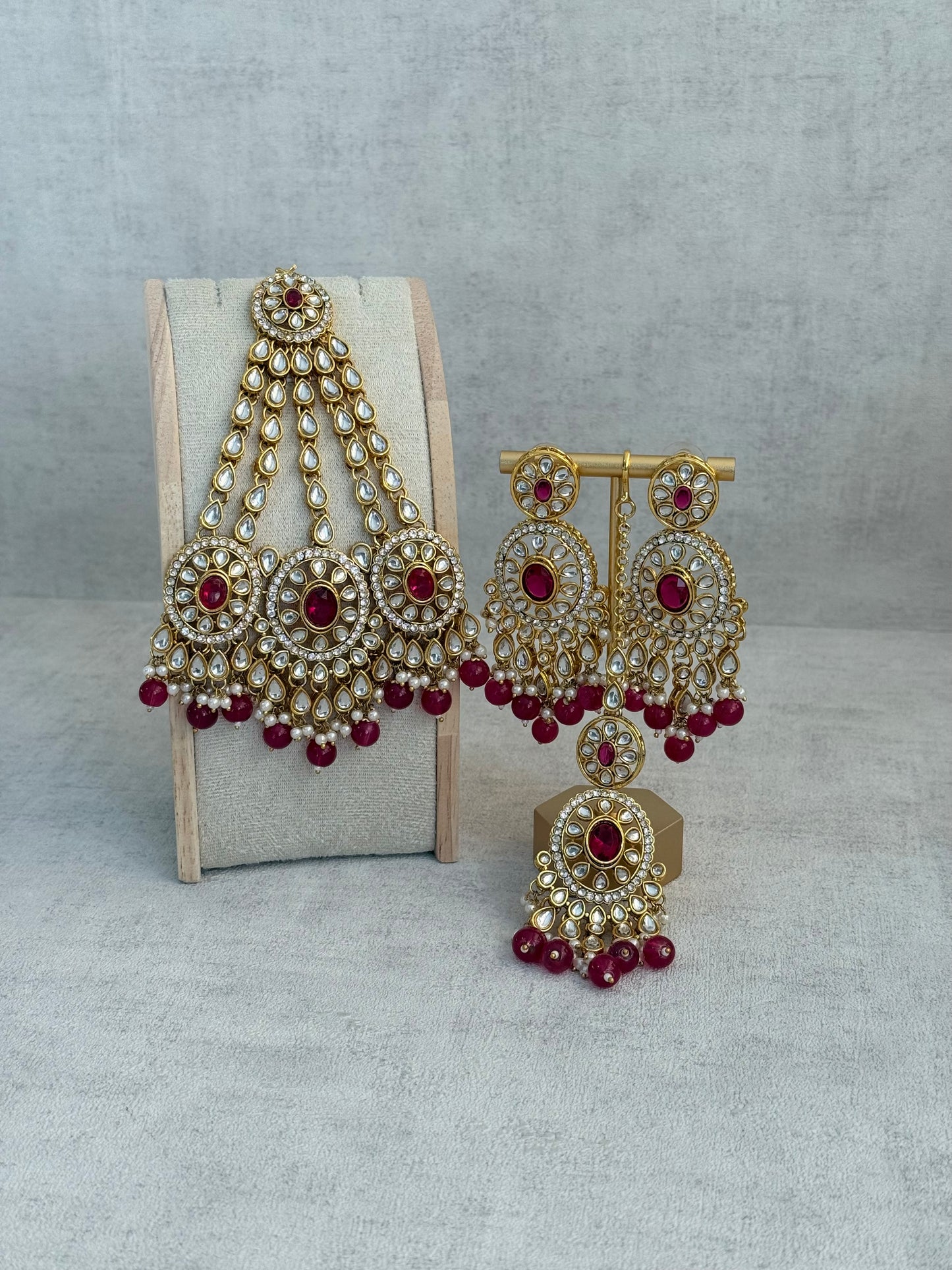 Ayura Designs Zara Set with Necklace, Earrings, Tikka & Passa – Antique Gold with Kundan Detailing & Rani Pink Beads