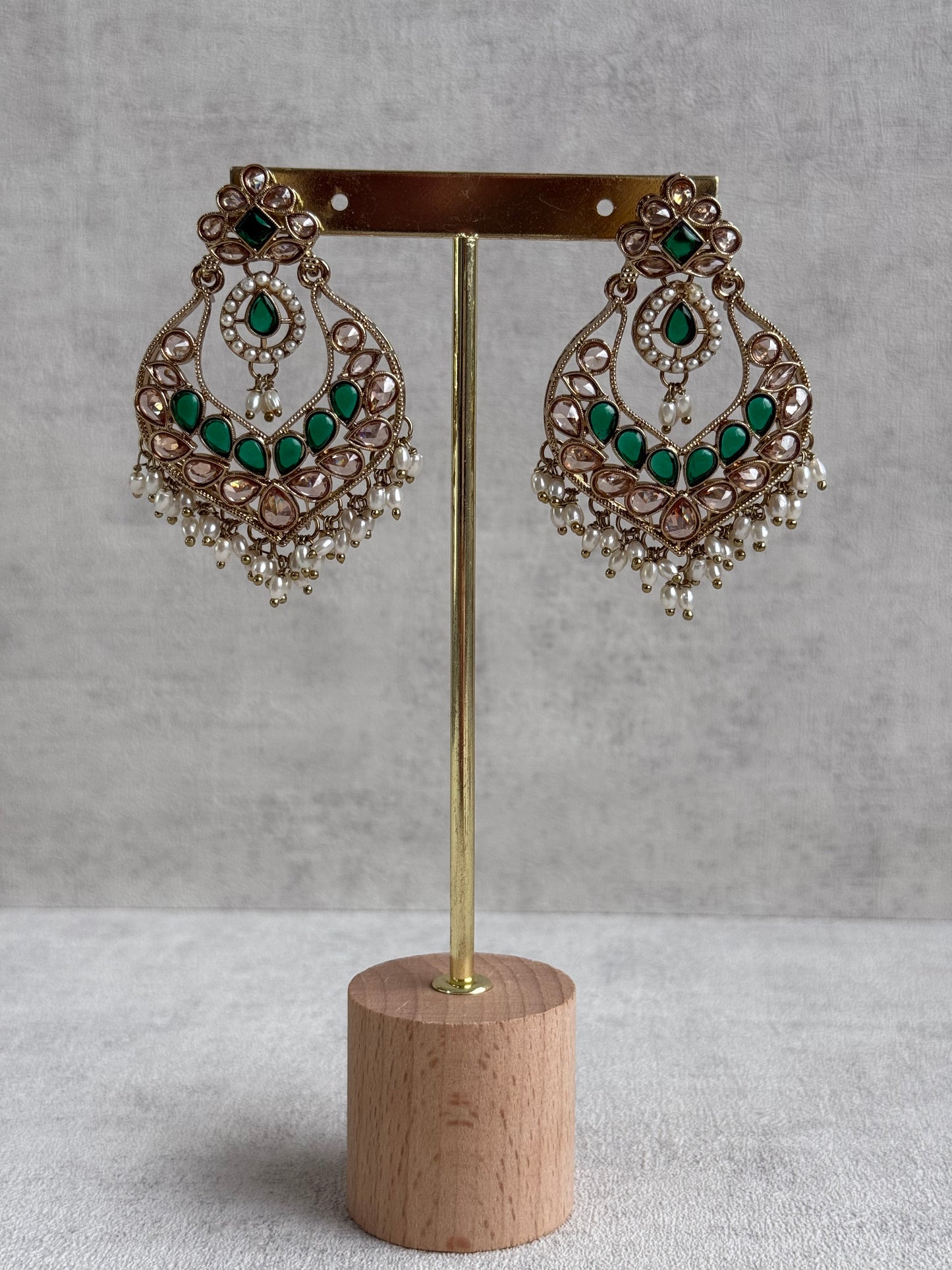 Ayura Designs Damini Tikka Set – Mirror-Cut Kundan Earrings & Tikka with Emerald Green Enamel and Pearl Detailing