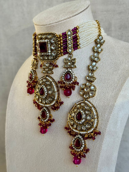 Ayura Designs Zarmeen Choker Set with Earrings & Tikka – Mirror-Cut Stones, Antique Gold Finish and Magenta Beads
