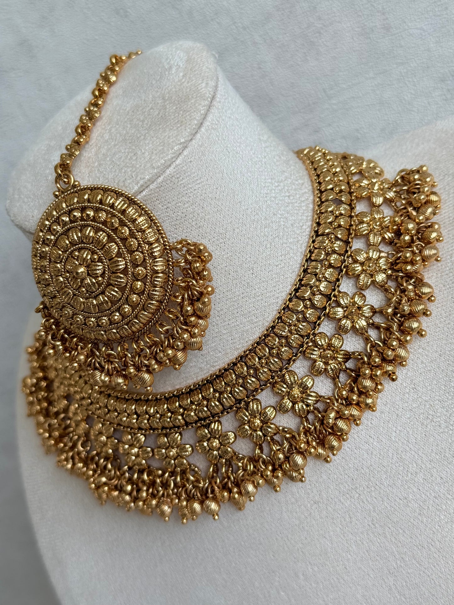 Ayura Designs Darya Necklace Set with Earrings & Tikka – Floral Antique Gold Statement Set with Ghungroo Detailing