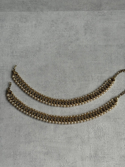 Ayura Designs Chandni Payals – Kundan Anklets with Ivory Pearls & Antique Gold Finish