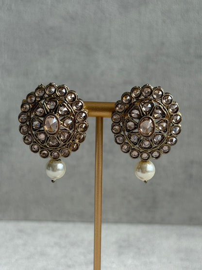 Ayura Designs Sania Set with Necklace, Earrings & Tikka – Champagne Kundan Stones & Antique Gold Finish