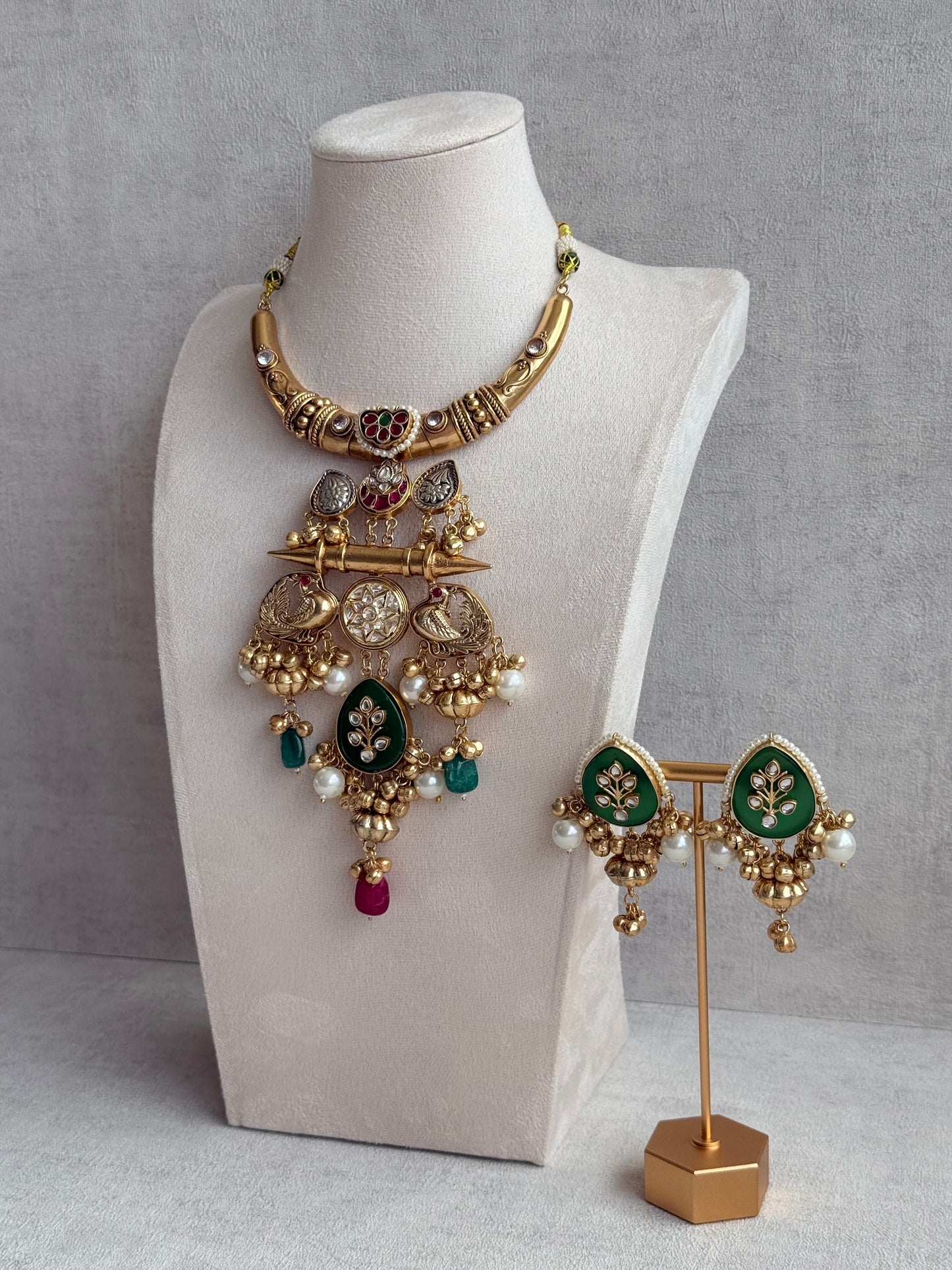 Ayura Designs Zaqsh Collar Necklace Set with Earrings – Antique Gold Peacock Pendant with Emerald Green Stones & Pearl Detailing