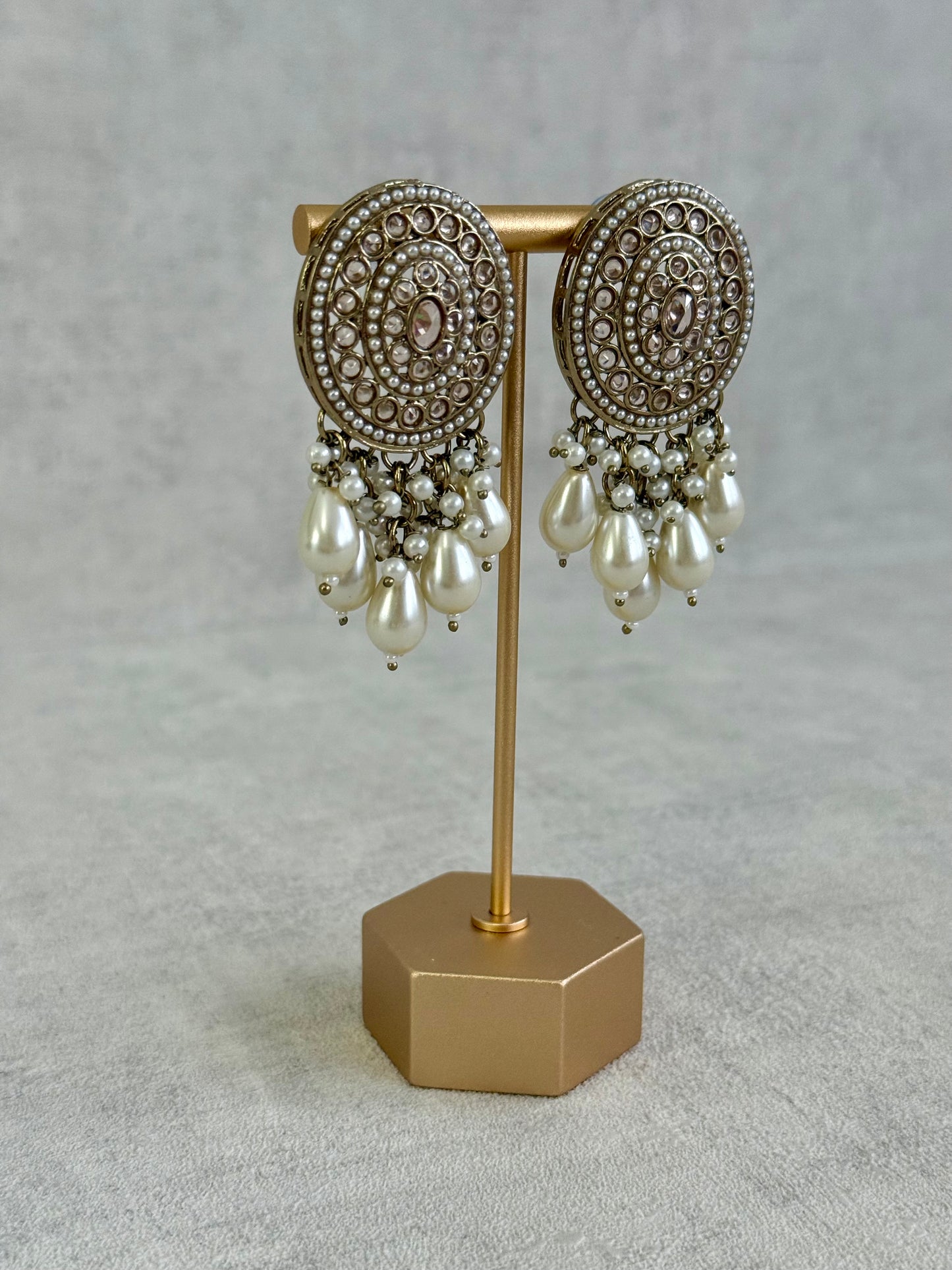 Ayura Designs Aynoor Bloom Circle Earrings – Antique Gold Finish with Mirror-Cut Stones & Pearl Drops