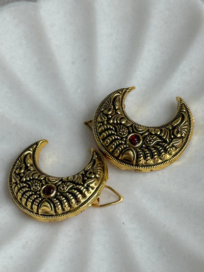 Ayura Designs Jivani Hair Pins – Ornate Crescent Moon Design with Ruby  Stones & Antique Gold Finish