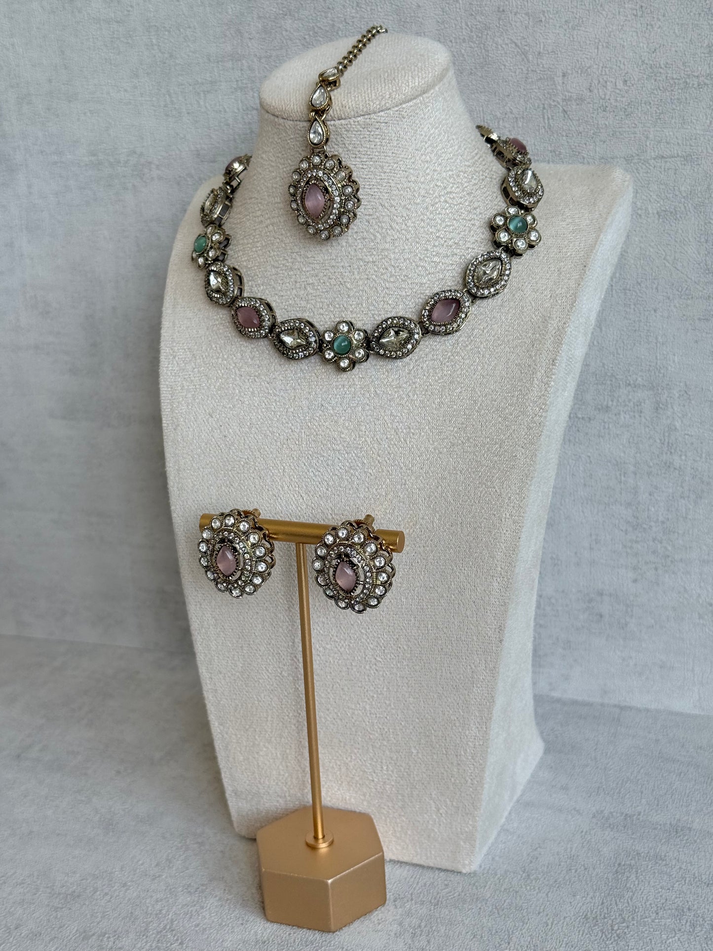 Ayura Designs Ivy Necklace Set with Studs & Tikka – Blush Pink & Mint Green Kundan Detailing
