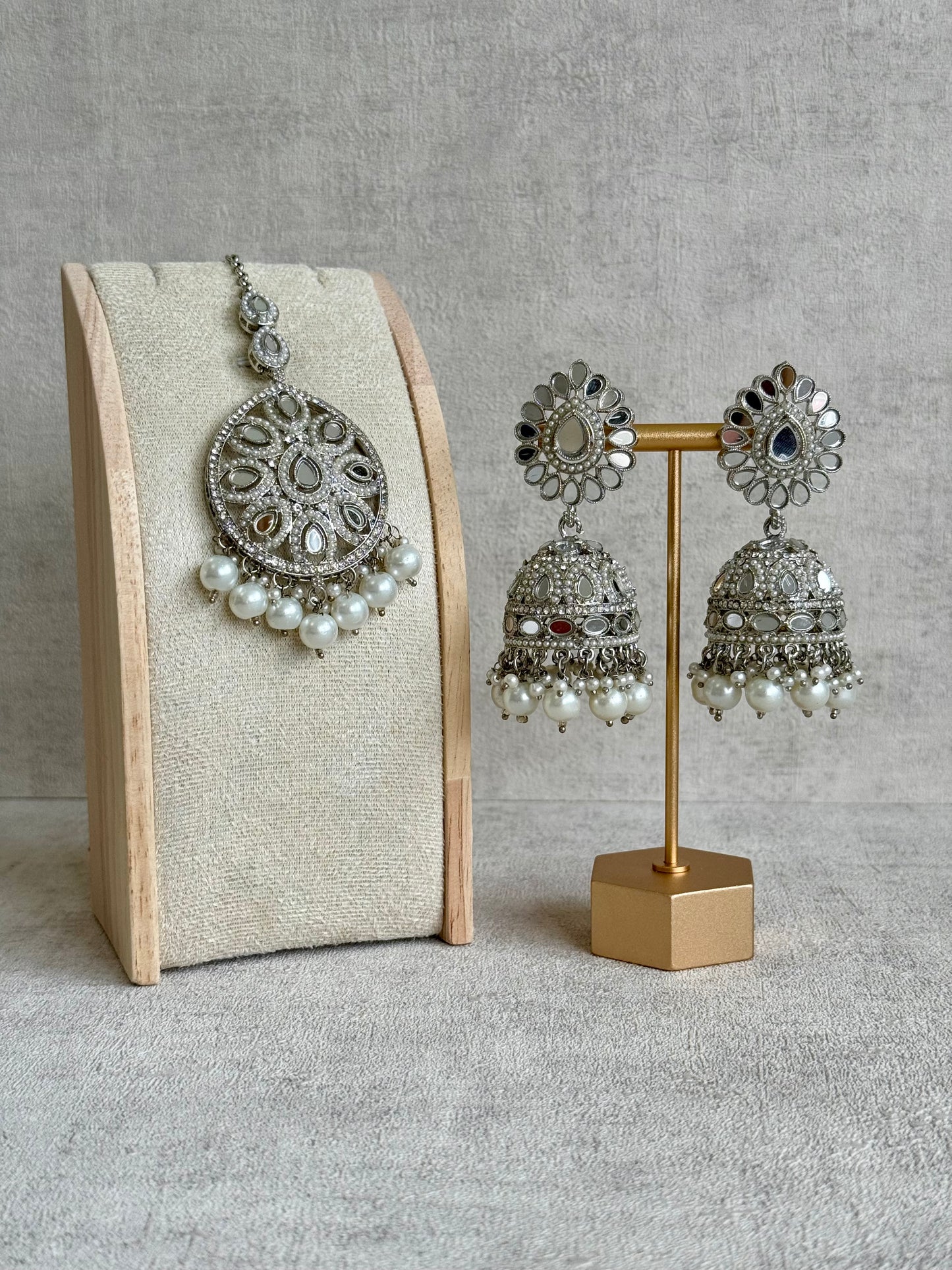 Ayura Designs Meeta Tikka Set with Jhumkis – Silver Mirror-Cut Detailing & Pearl Drops