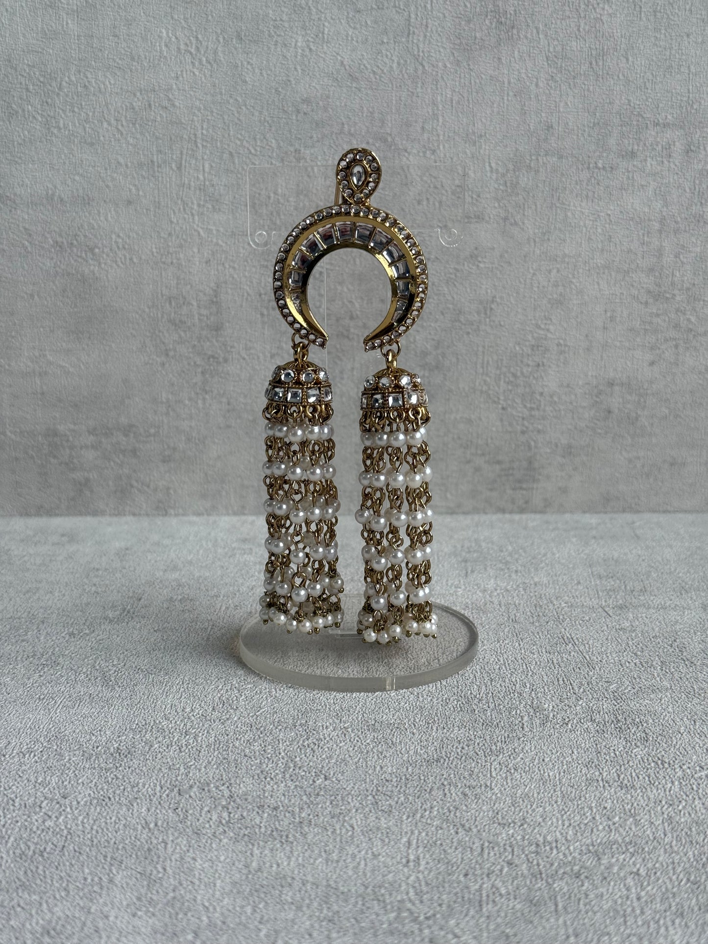 Ayura Designs Chand Hair Brooch – Crescent Polki Design with Pearl Tassels & Antique Gold Finish