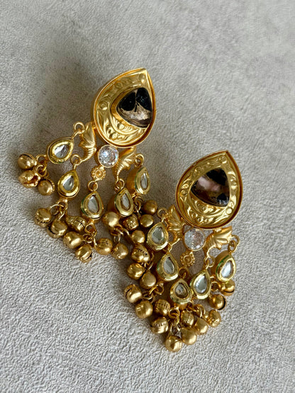 Ayura Designs Arheer Earrings – Onyx & Bronze Marble with Kundan Detailing & Antique Gold Ghungroos