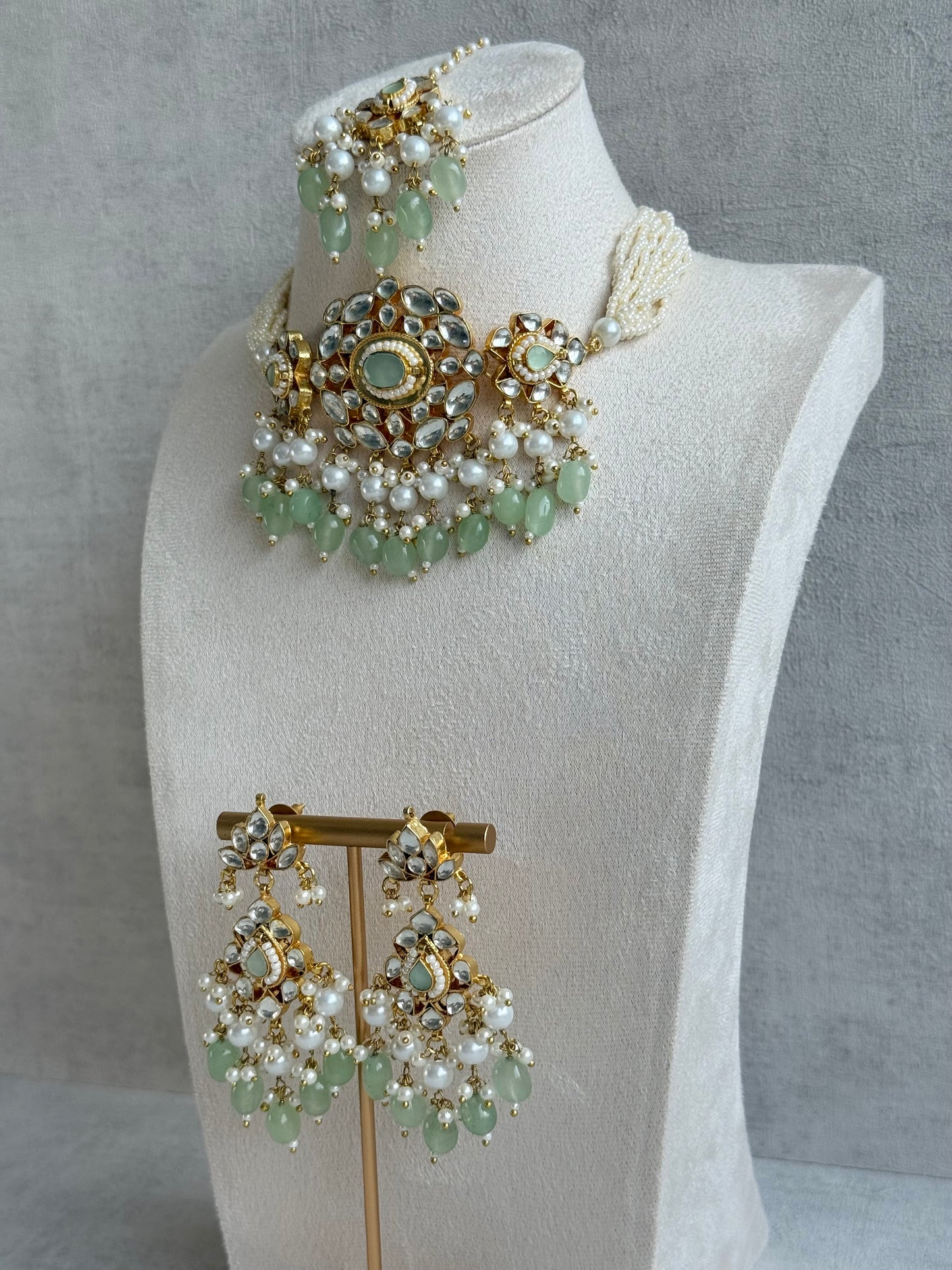Ayura Designs Tasveer Pachi Kundan Choker Set with Earrings, Tikka & Mint Green Bead Detailing