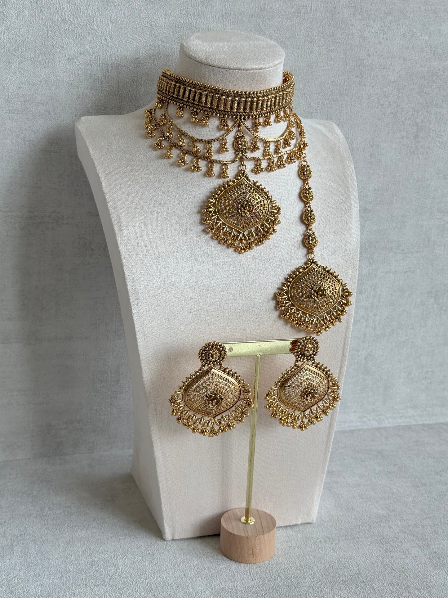 Ayura Designs Sahira Choker Set with Earrings & Tikka – Gold Engraved Choker with Floral Pendant & Ghungroo Detailing