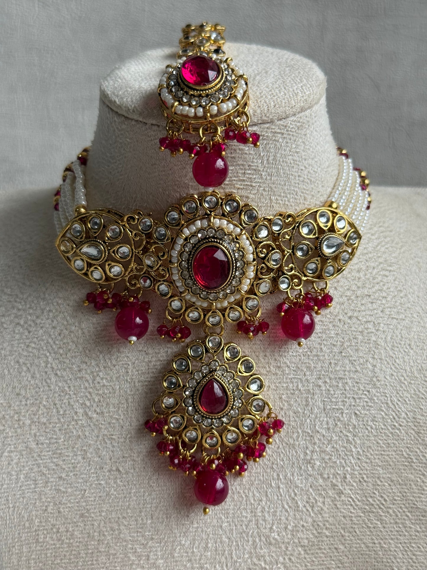 Ayura Designs Muskaan Set – Choker, Jhumkis & Tikka with Fuchsia Beads, Kundan Stones & Antique Gold Finish