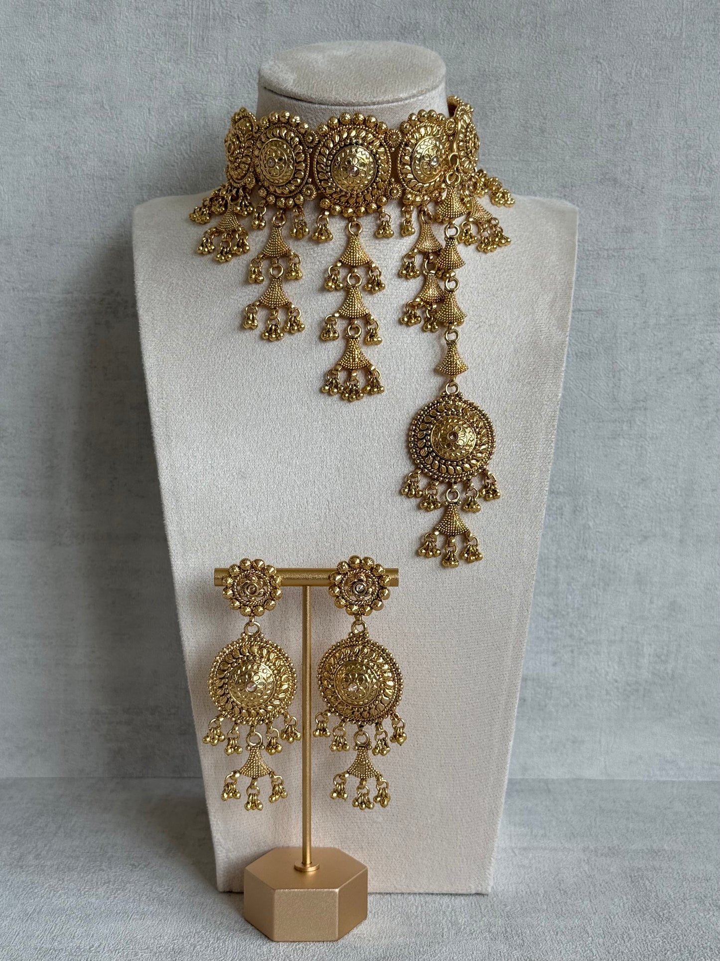 Ayura Designs Farzeena Choker Set with Earrings & Tikka – Traditional Gold Tone Waterfall Jewellery Set with Ghungroo Detailing
