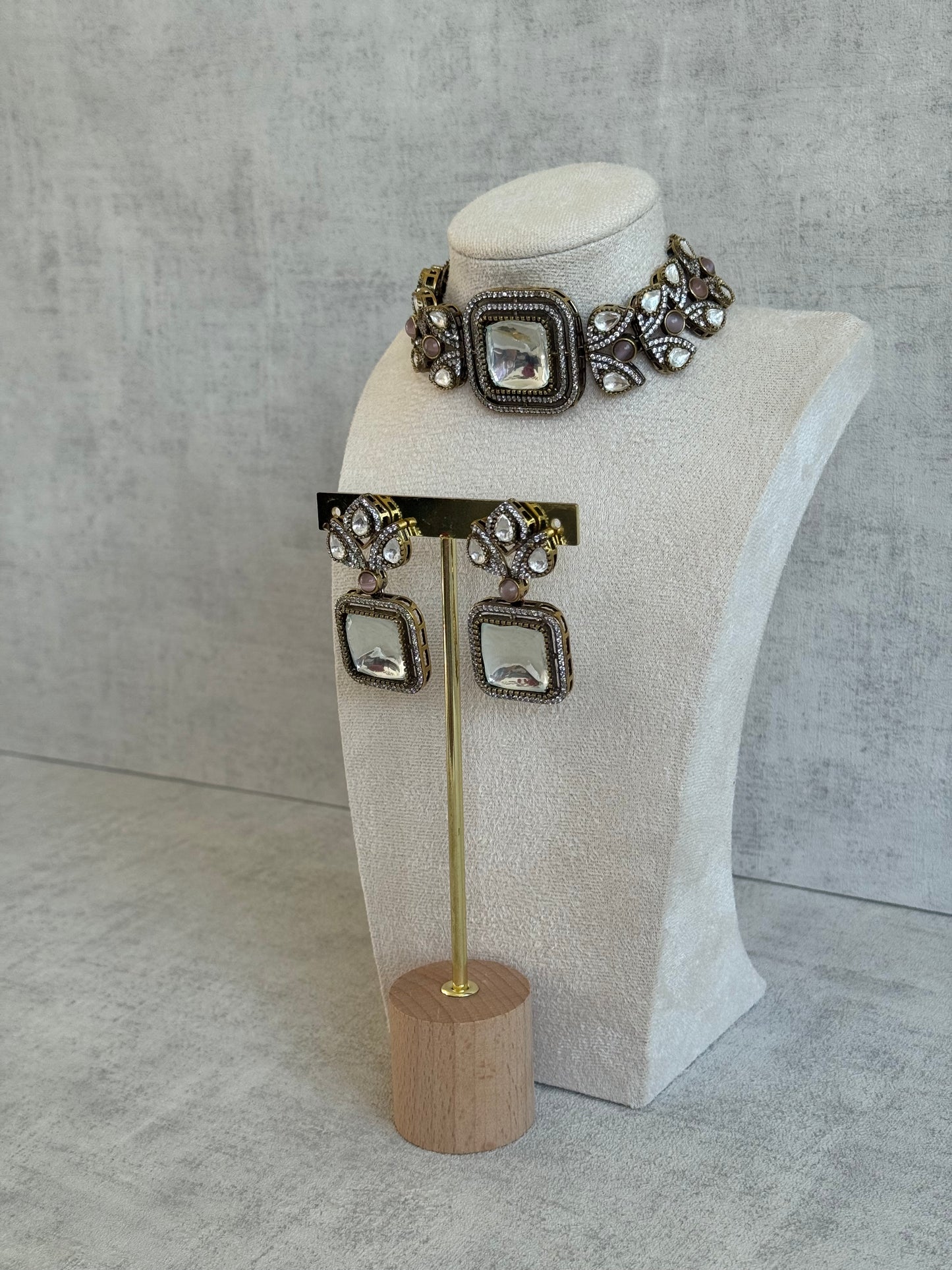 Ayura Designs Freya Choker Set with Earrings – Blush Pink Accents & Moissanite Stones in Antique Gold