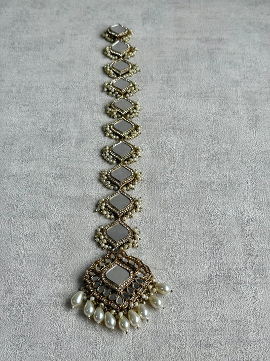 Ayura Designs Sheesh Parandi – Mirror-Cut Panels with Pearl Clusters & Antique Gold Finish