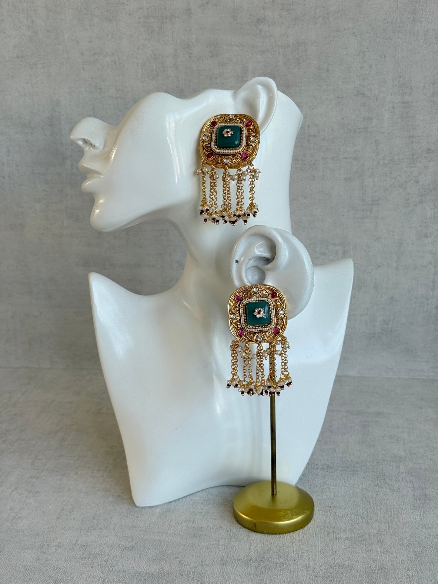 Ayura Designs Gunjal Earrings – Sage Green & Rani Pink Chain Drop Studs with Kundan & Bead Detailing