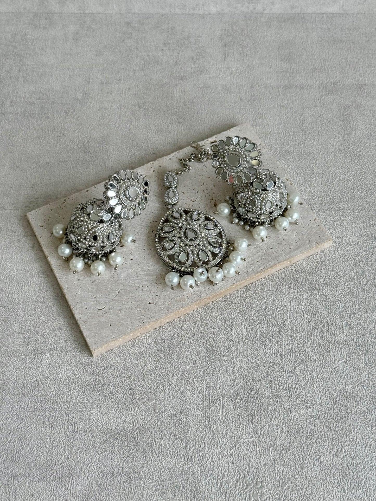 Ayura Designs Meeta Tikka Set with Jhumkis – Silver Mirror-Cut Detailing & Pearl Drops
