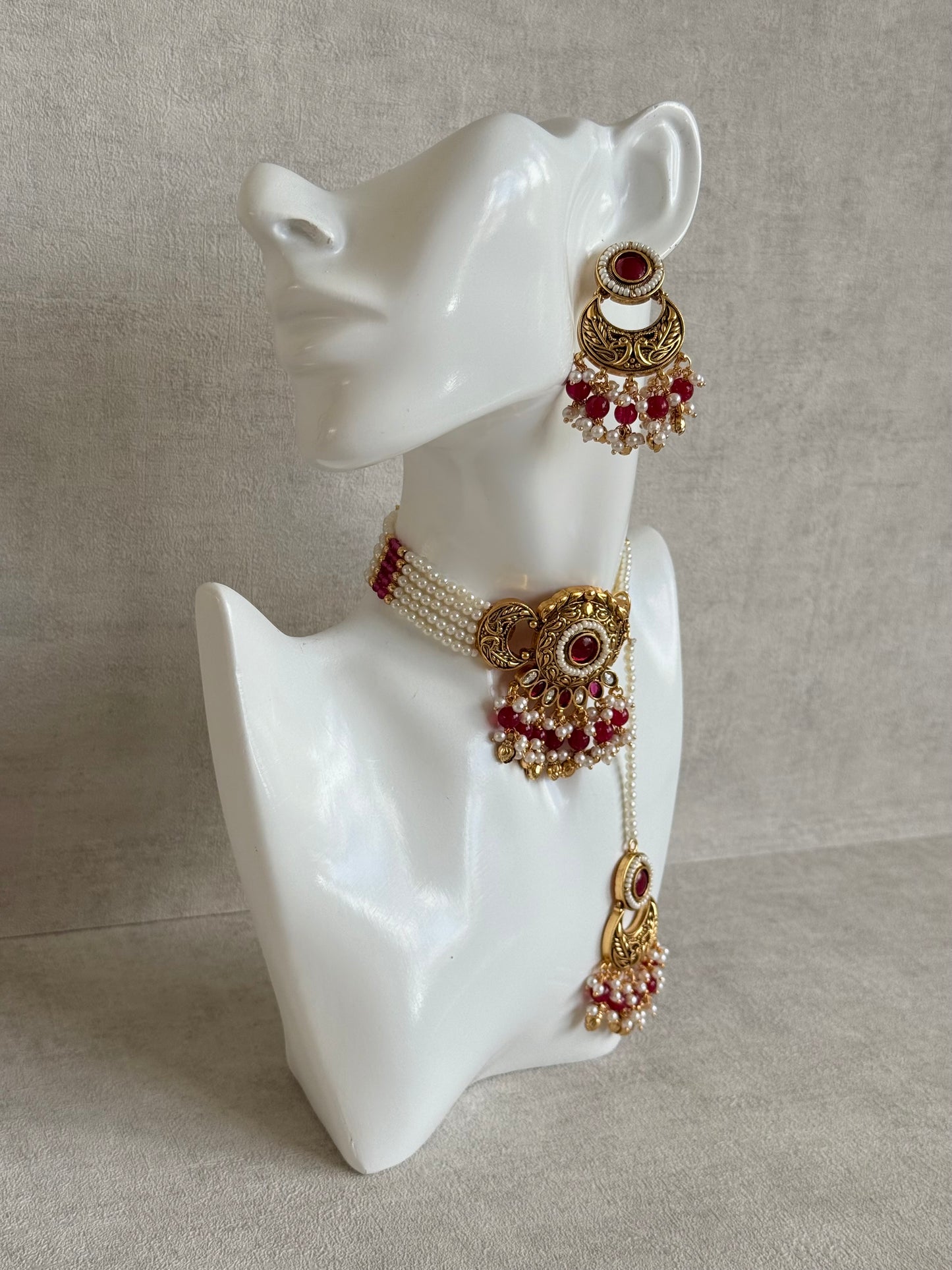 Ayura Designs Mehr Choker Set with Earrings & Tikka – Ruby Pink Stones, Ruby Pink Beads, Pearl Strands & Antique Gold Finish