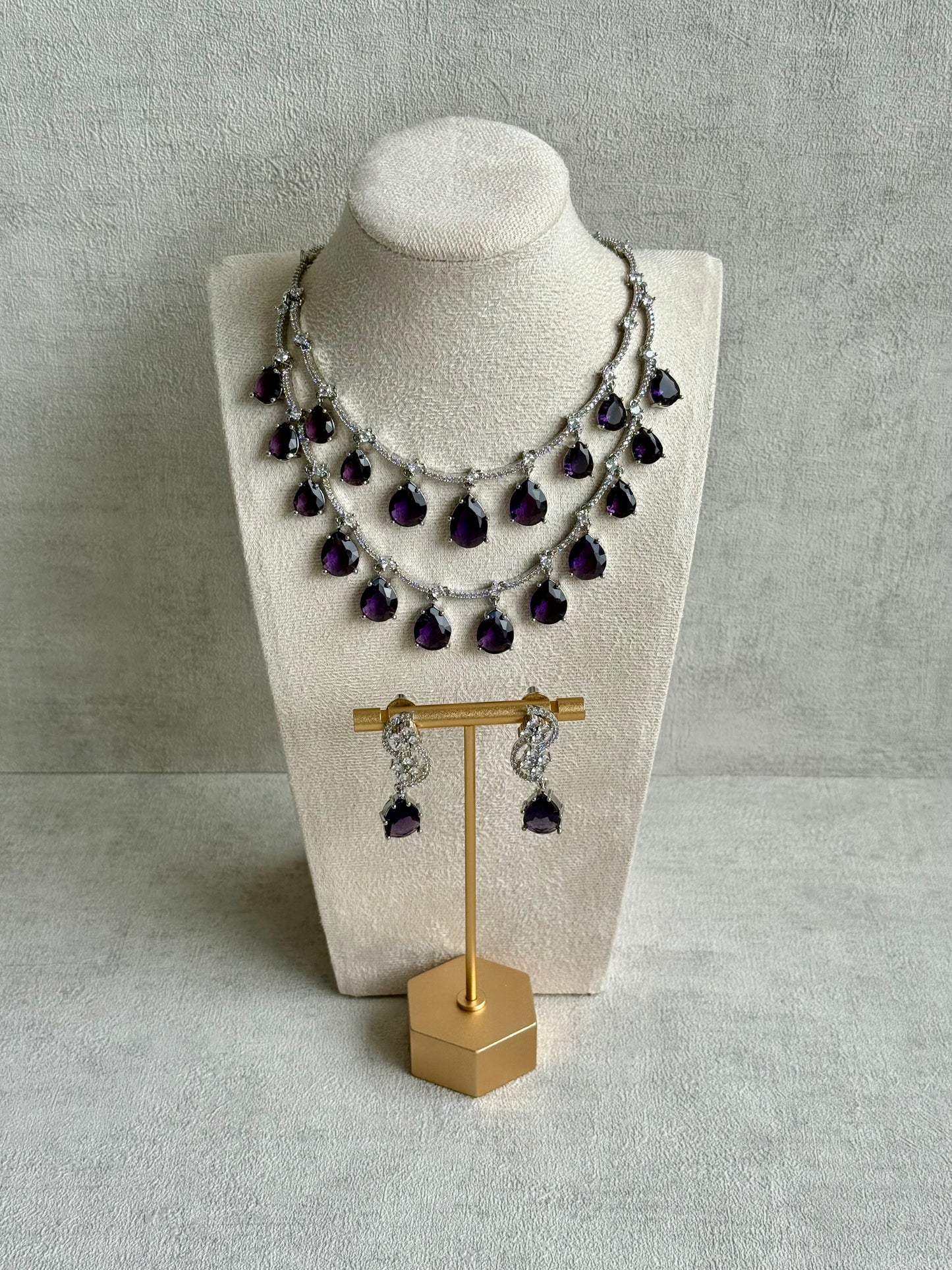 Ayura Designs Nida Set with Necklace & Earrings – Amethyst Purple Stones, Diamond-Cut Detailing & Silver Finish