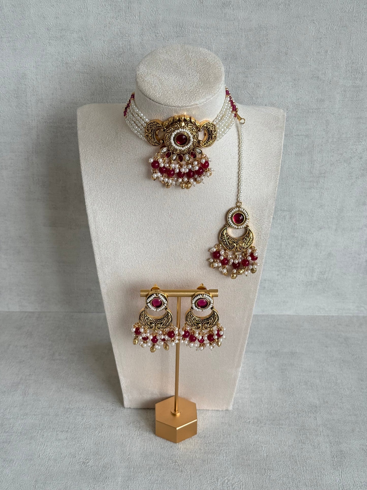 Ayura Designs Mehr Choker Set with Earrings & Tikka – Ruby Pink Stones, Ruby Pink Beads, Pearl Strands & Antique Gold Finish