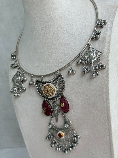 Ayura Designs Jiyana Collar Necklace Set – Rose Pink Carved Teardrop Stones & Oxidised Silver Finish