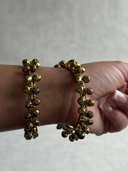 Ayura Designs Sheen Chudiya/Bangles – Set of 4 Gold Bangles with Ghungroo Detailing