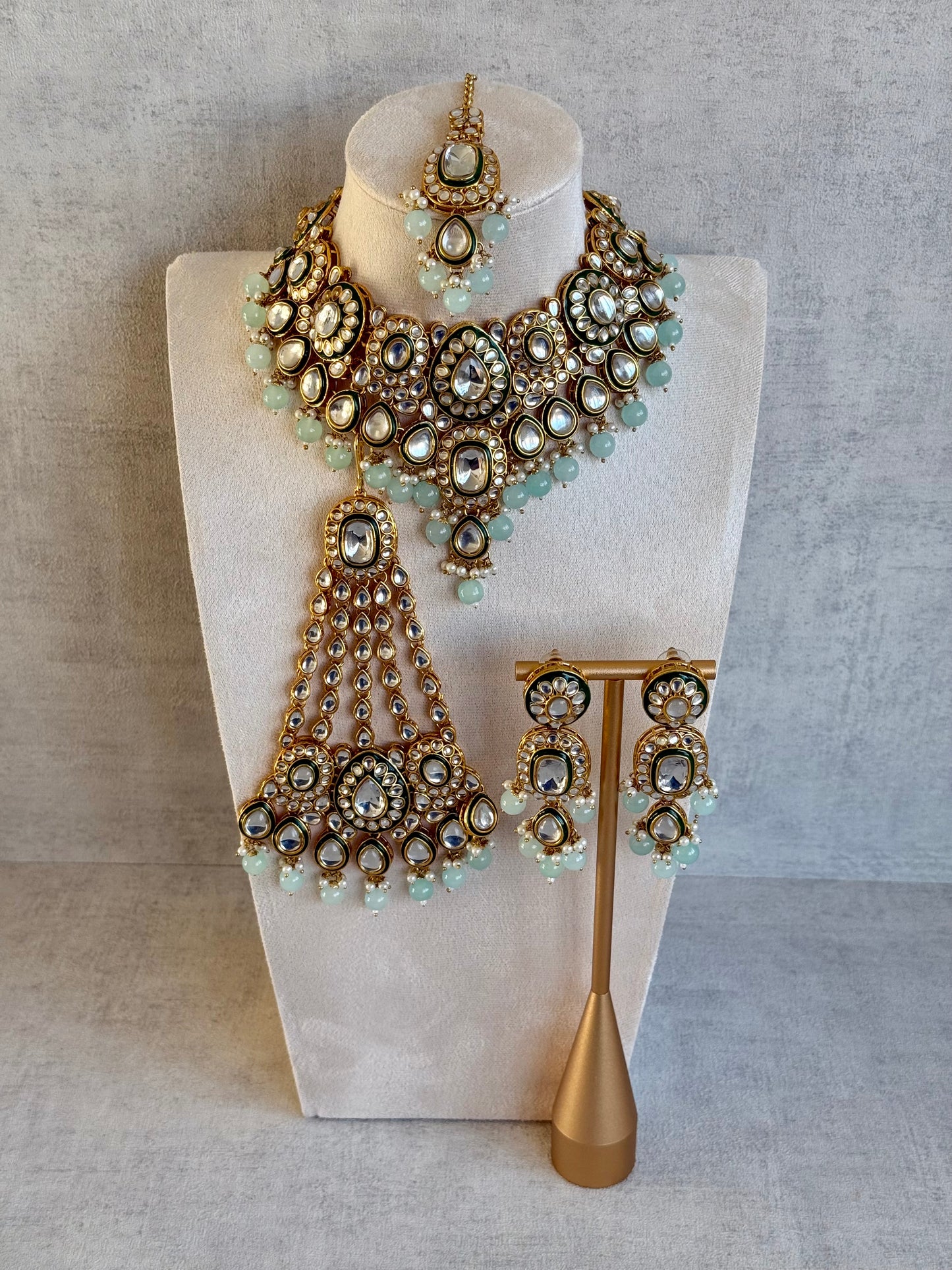 Ayura Designs Jashan Set with Necklace, Earrings, Tikka & Passa – Kundan Detailing, Pearl Drops & Soft Mint Green Beads