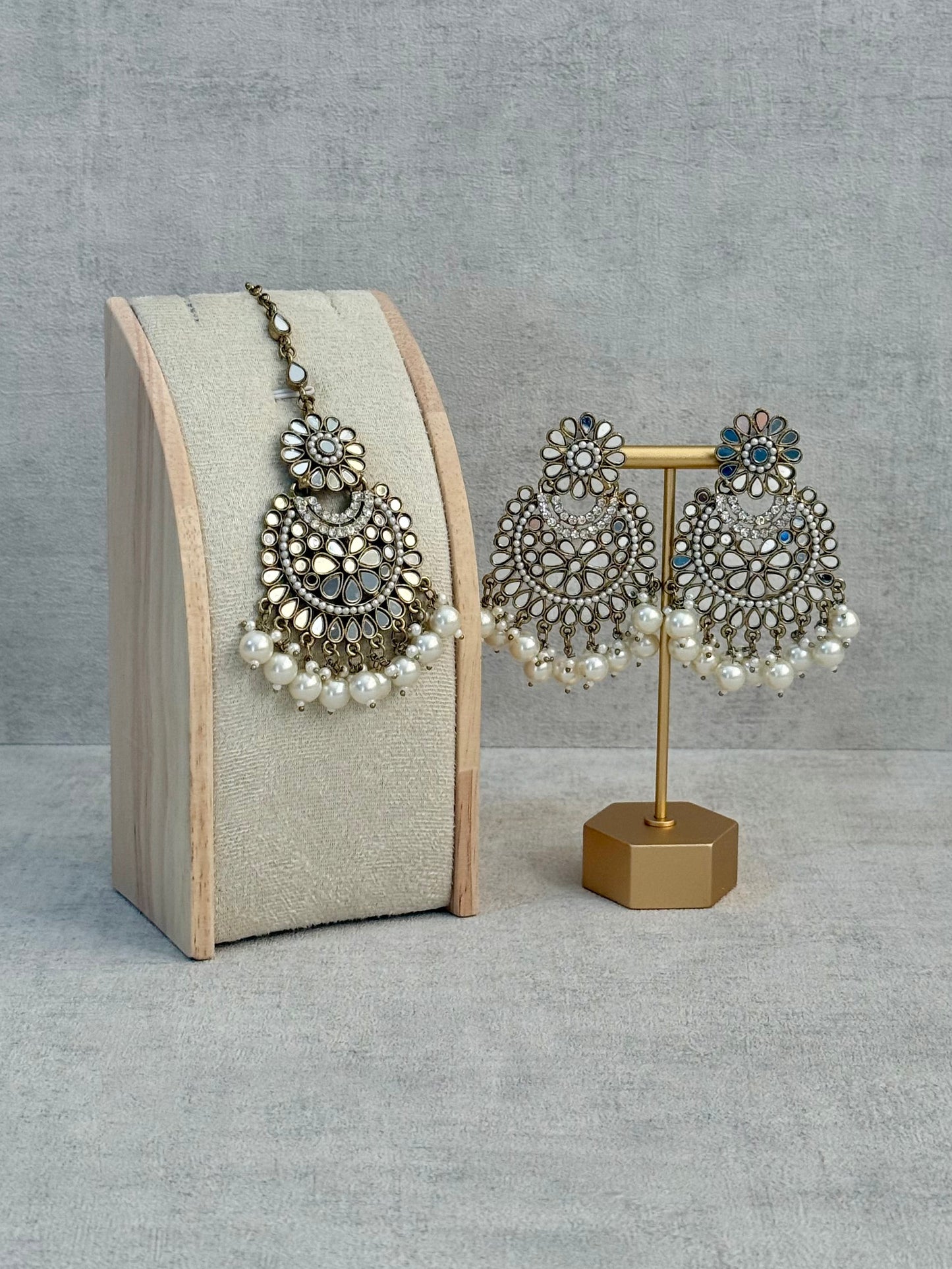 Ayura Designs Sheesha Tikka Set with Earrings – Antique Gold Mirror Detailing with Pearl Drops
