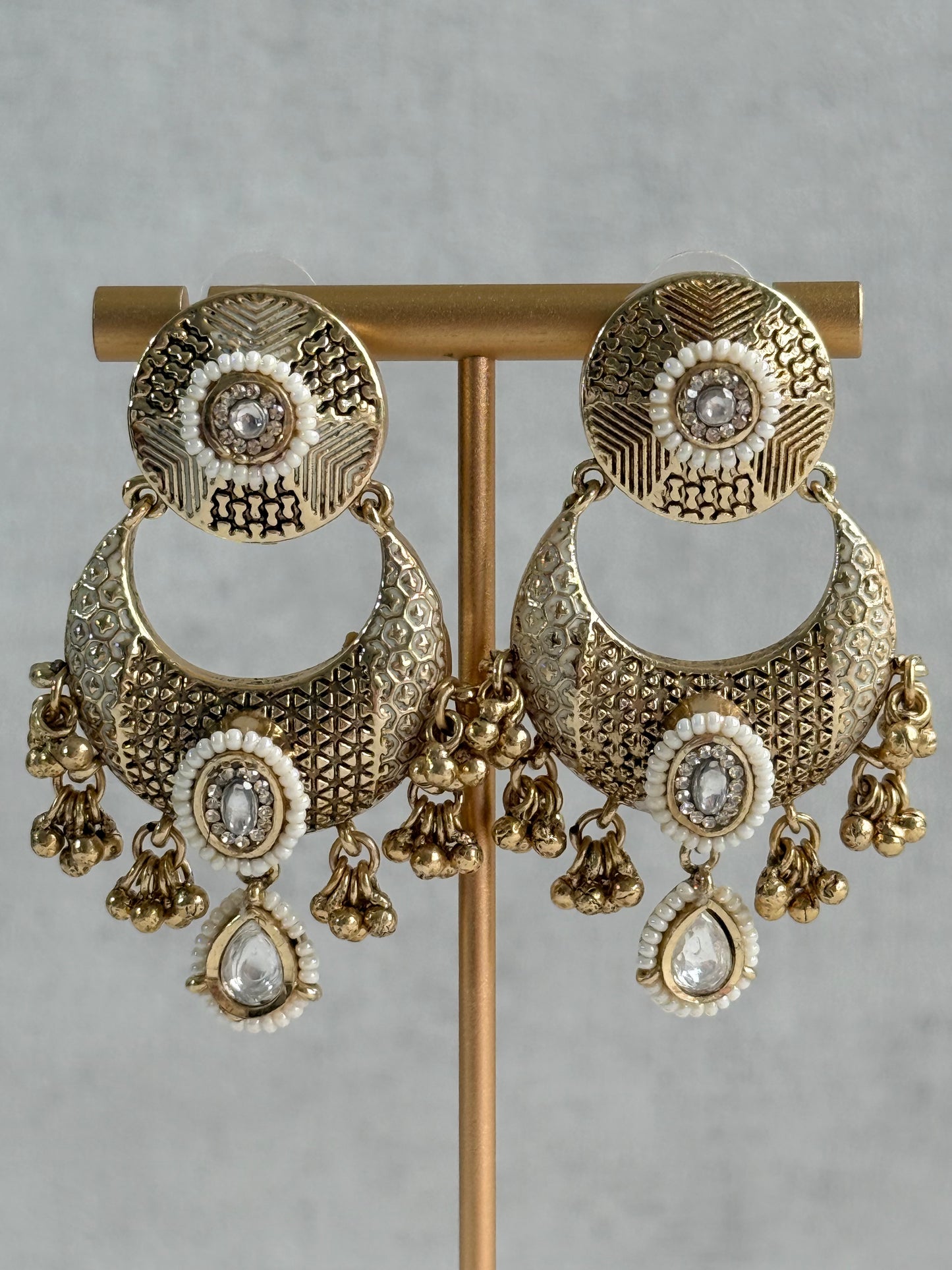 Ayura Designs Purvi Set – Necklace & Earrings with Antique Gold Filigree, Ivory & Pearl Detailing