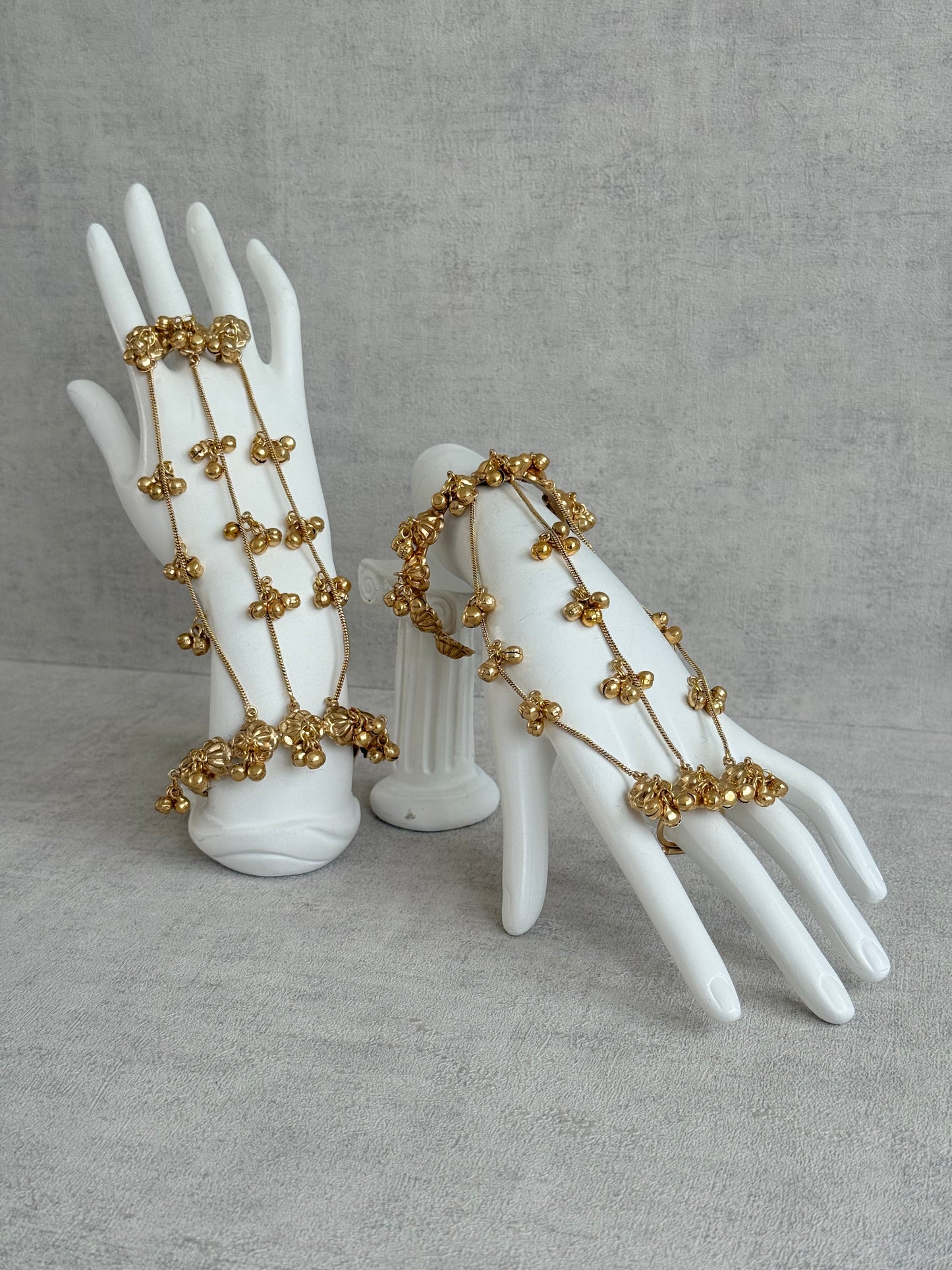 Ayura Designs Hejal Haathphool Set of 2 – Three Finger Style Hand Harness with Ghungroo Detailing & Gold Finish
