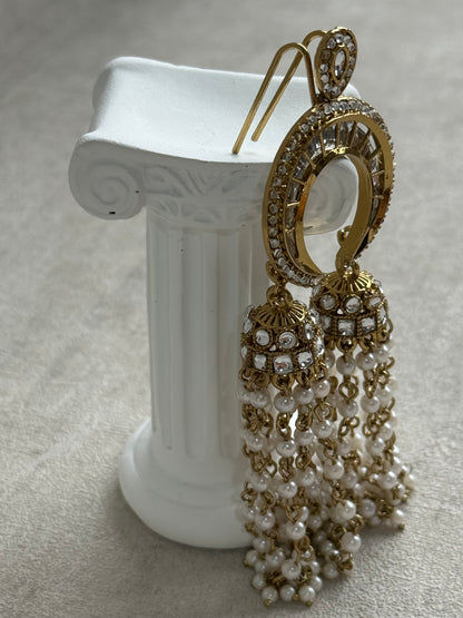 Ayura Designs Chand Hair Brooch – Crescent Polki Design with Pearl Tassels & Antique Gold Finish