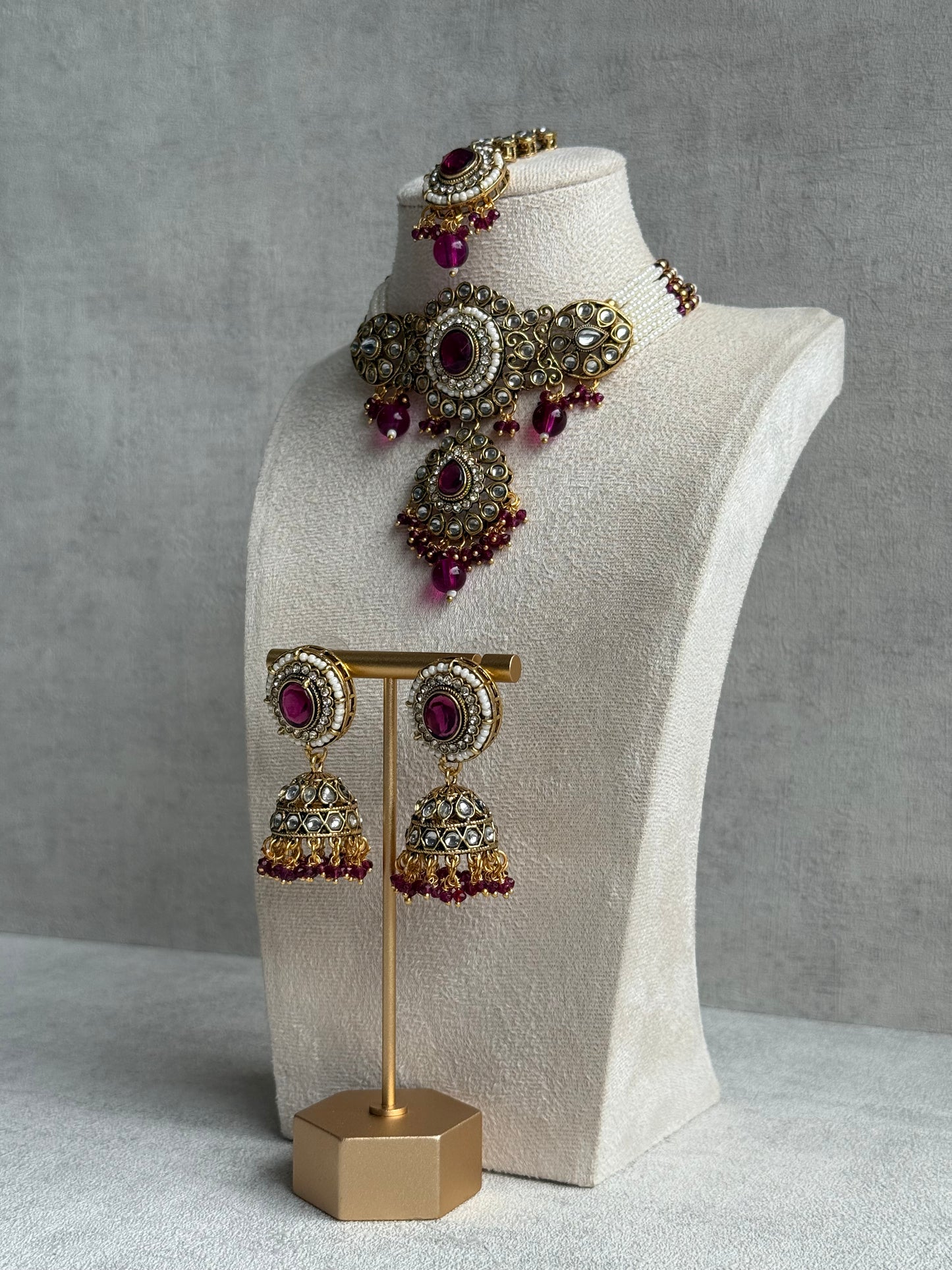 Ayura Designs Muskaan Set – Choker, Jhumkis & Tikka with Magenta Beads, Kundan Stones & Antique Gold Finish