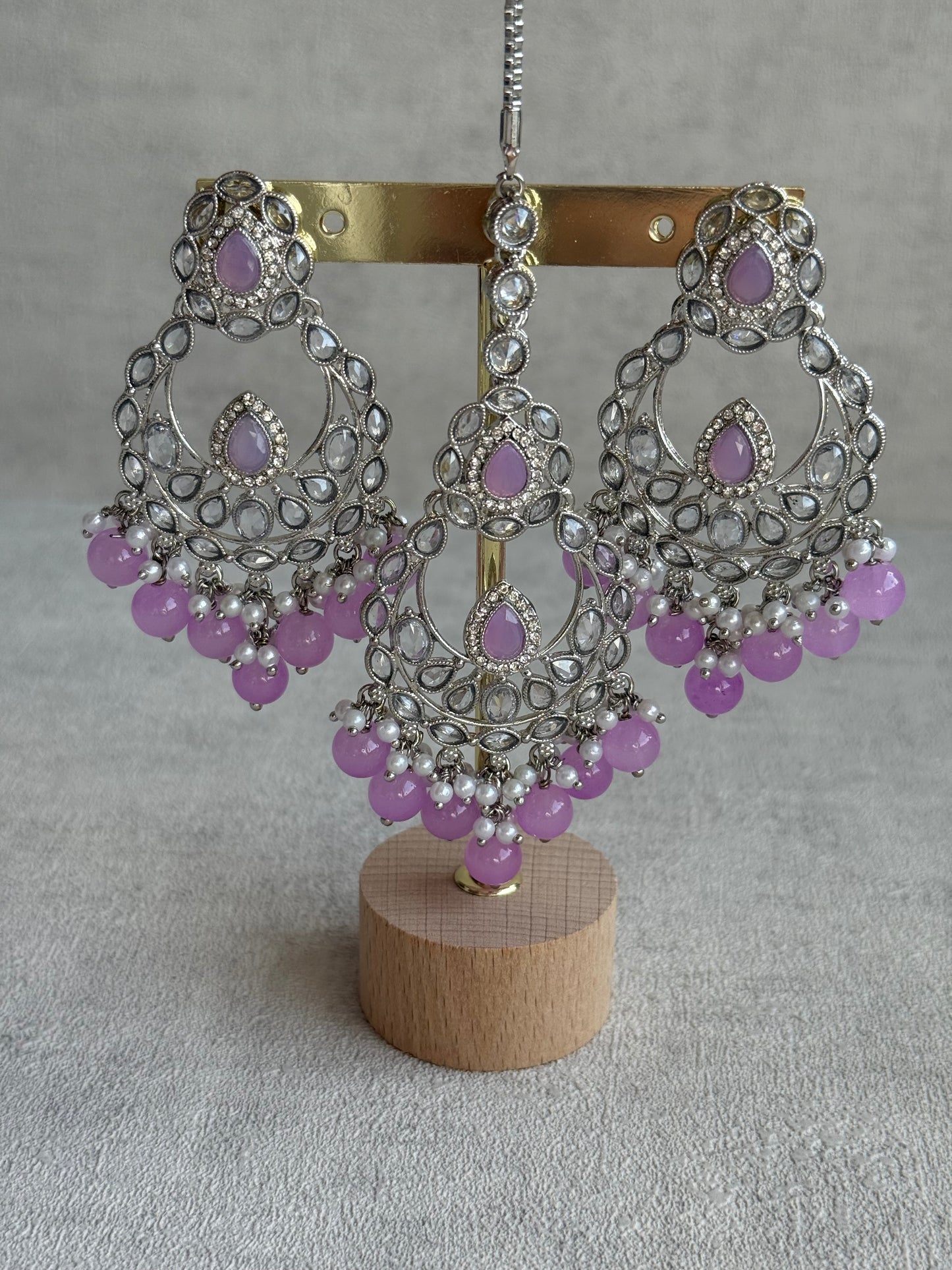 Ayura Designs Eknoor Set – Necklace, Tikka & Earrings with Lavender Beads, Pearls and Silver Finish