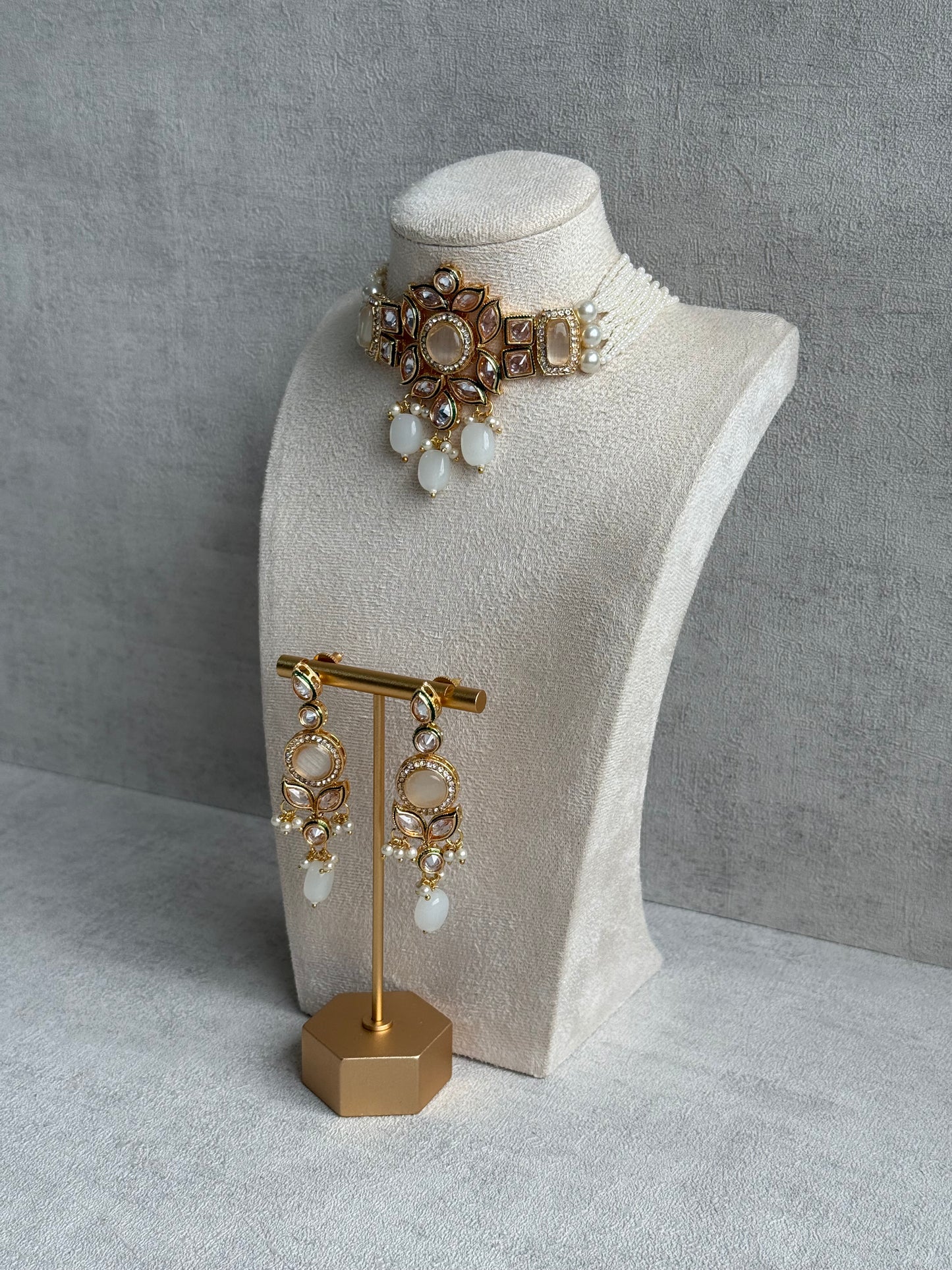 Ayura Designs Raaz Set – Choker & Earrings with Kundan Stones, Green Enamel Detailing & White Beads